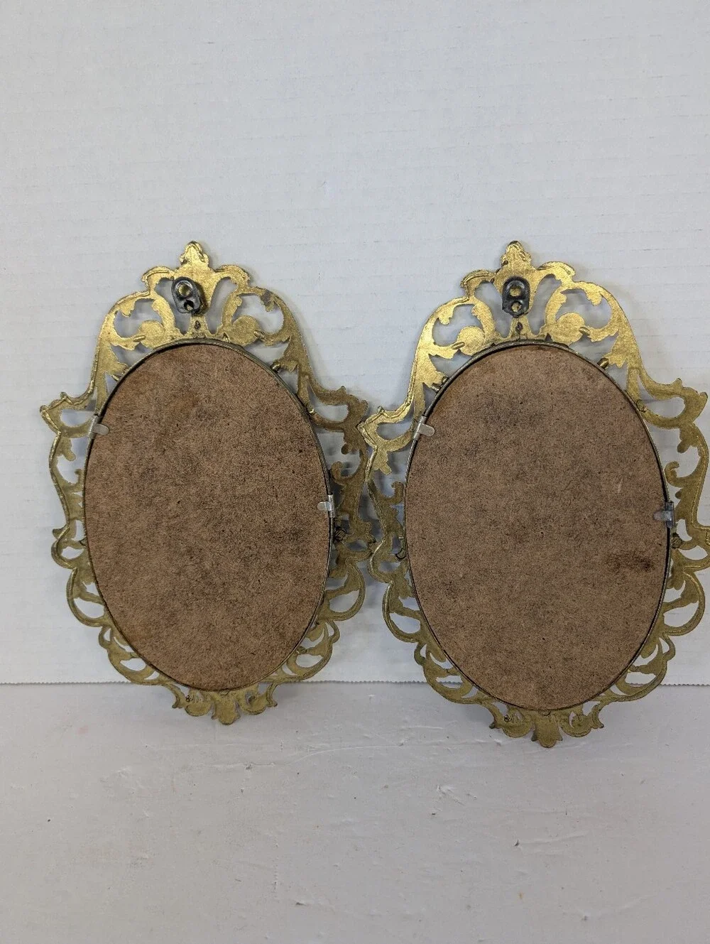 Vintage Pictures In Gold Ornate Oval Wall Children Praying (Set of 2)
